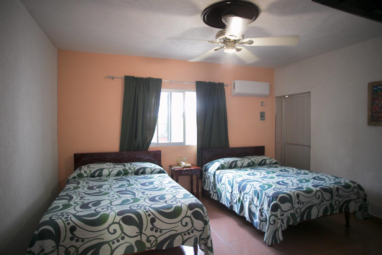 Hotel Maria De Lourdes Tuxtepec エクステリア 写真