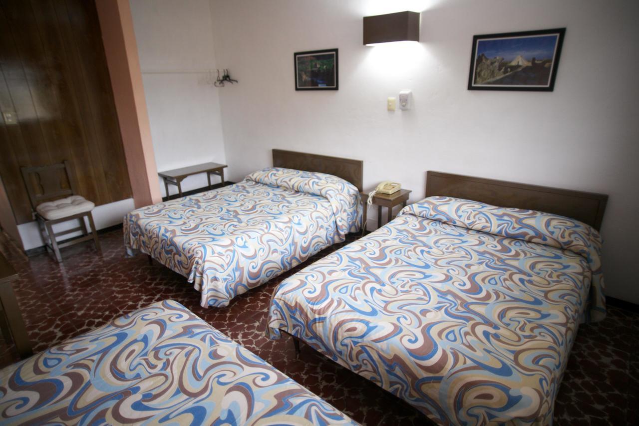 Hotel Maria De Lourdes Tuxtepec エクステリア 写真